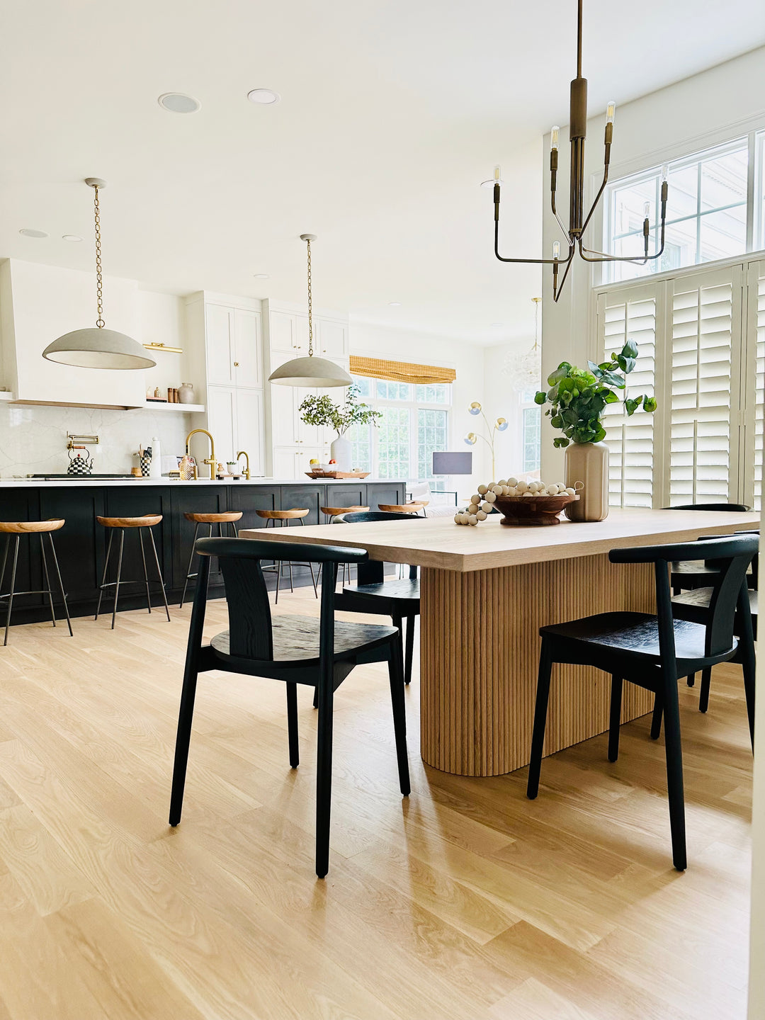 LAILA in White Oak - Relic Tables